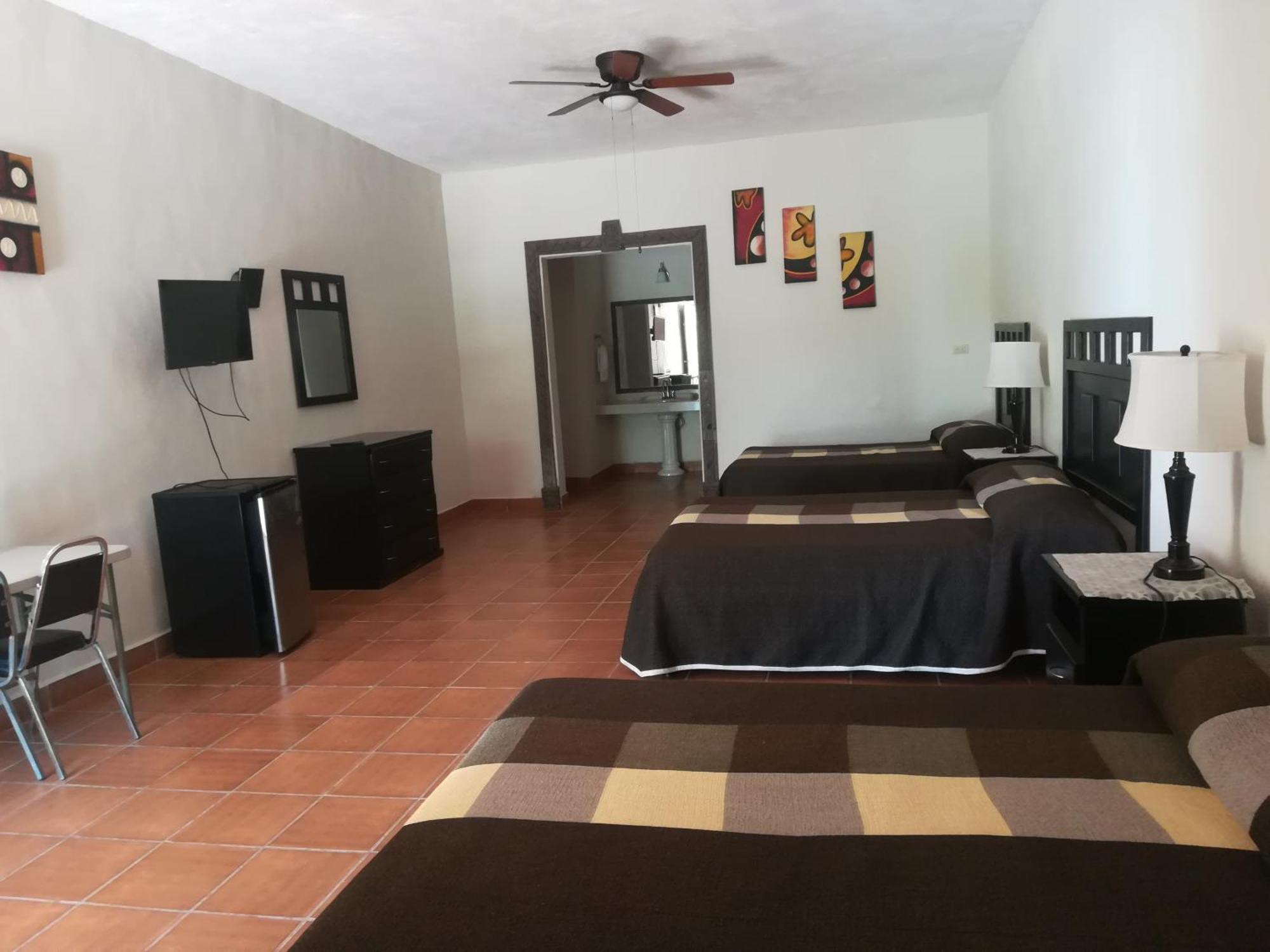 La Ilusion Hotel Campestre Y Balneario Parras de la Fuente Bagian luar foto