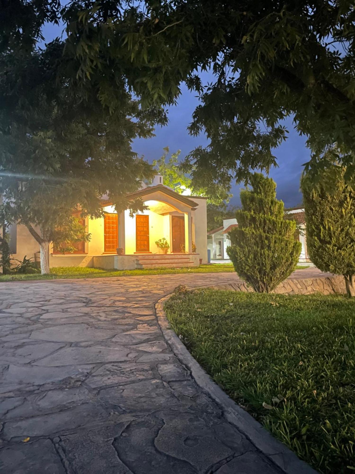 La Ilusion Hotel Campestre Y Balneario Parras de la Fuente Bagian luar foto
