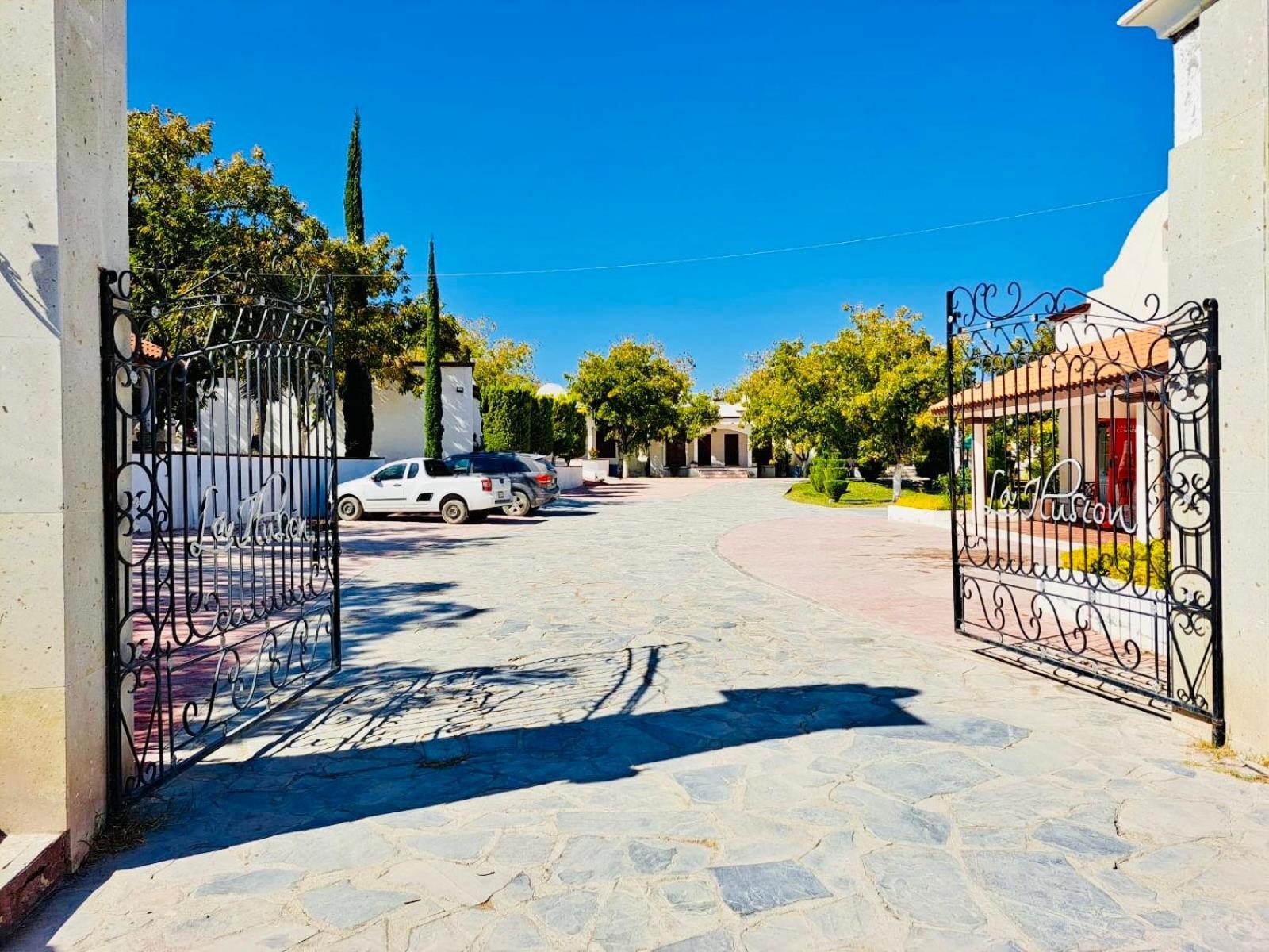 La Ilusion Hotel Campestre Y Balneario Parras de la Fuente Bagian luar foto