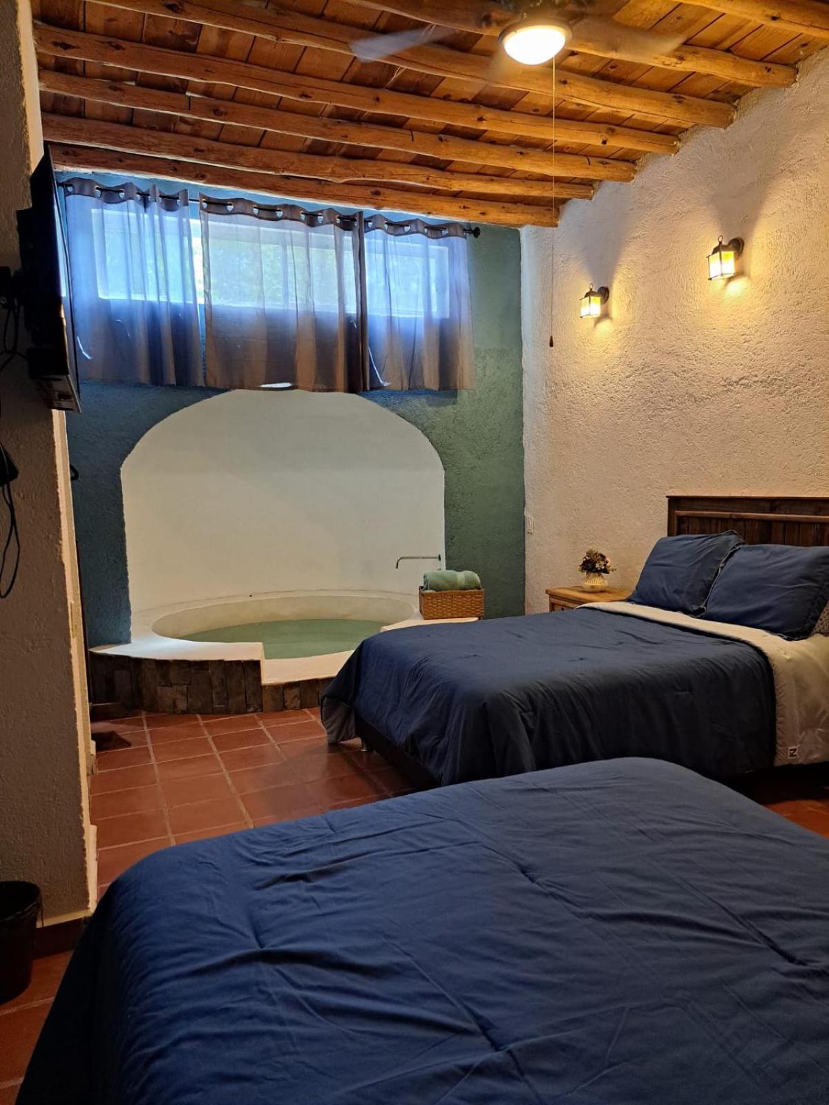 La Ilusion Hotel Campestre Y Balneario Parras de la Fuente Bagian luar foto